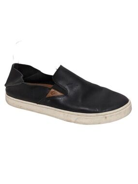 OLUKAI Women's Pehuea Black Leather Convertible Slides 9